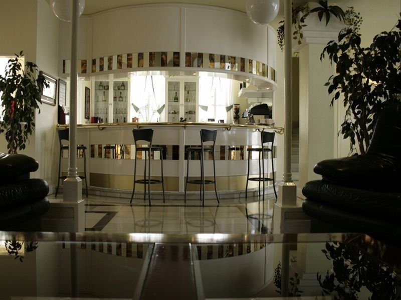 Hotel Miramar ลาเรโด ภายนอก รูปภาพ